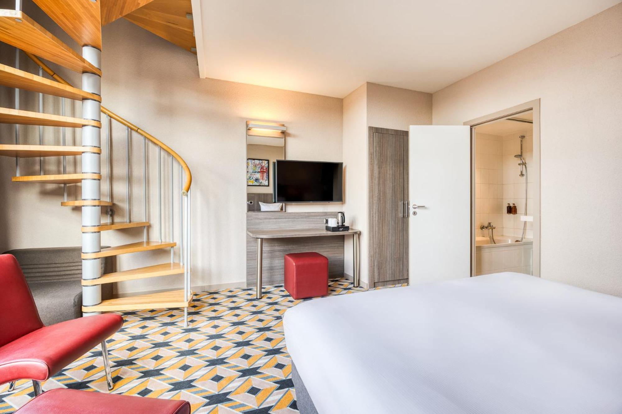 Alma Grand Place 3*